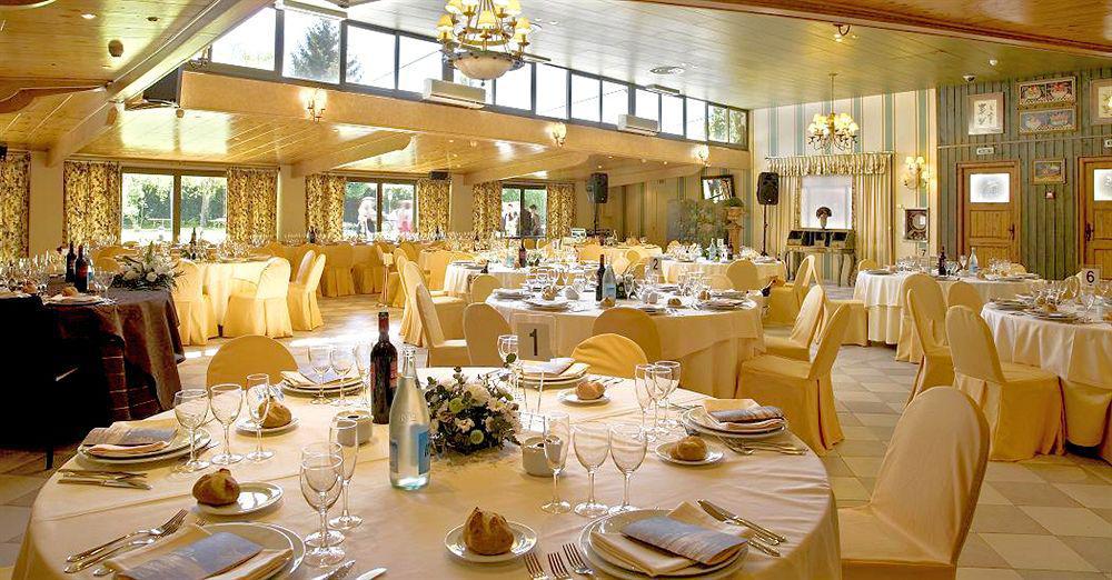 Don Carlos Huarte Restaurace fotografie